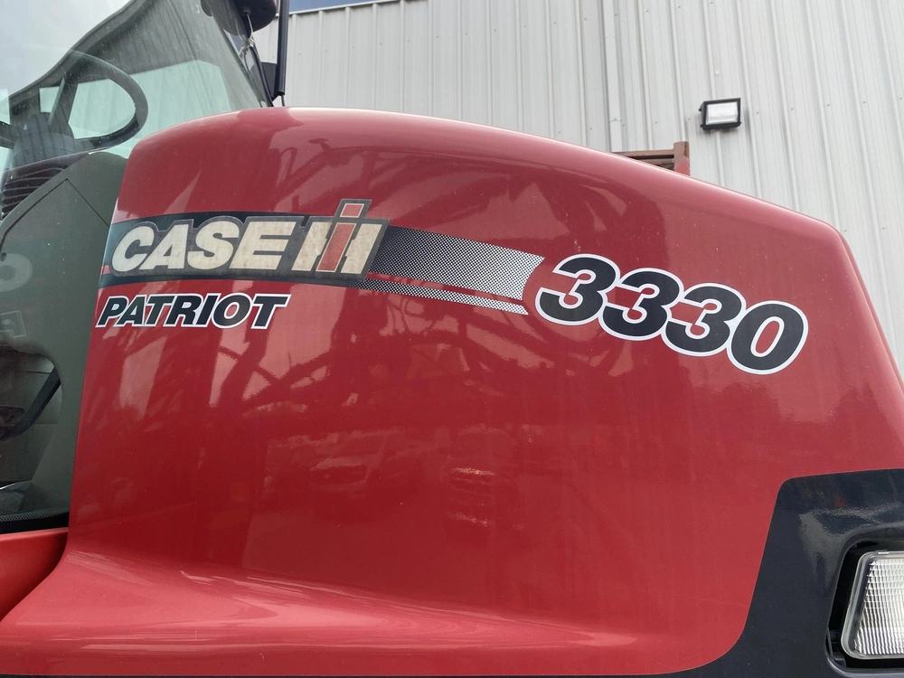 Case Ih Patriot 3330 2011 alt