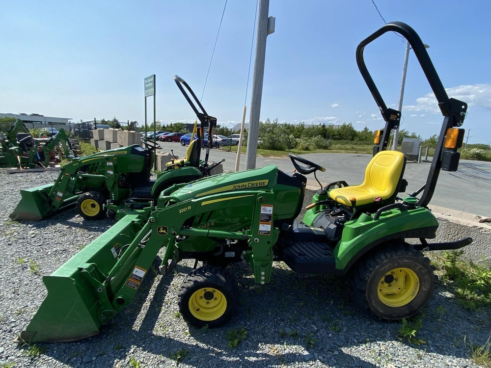 2024 John Deere 1023e alt