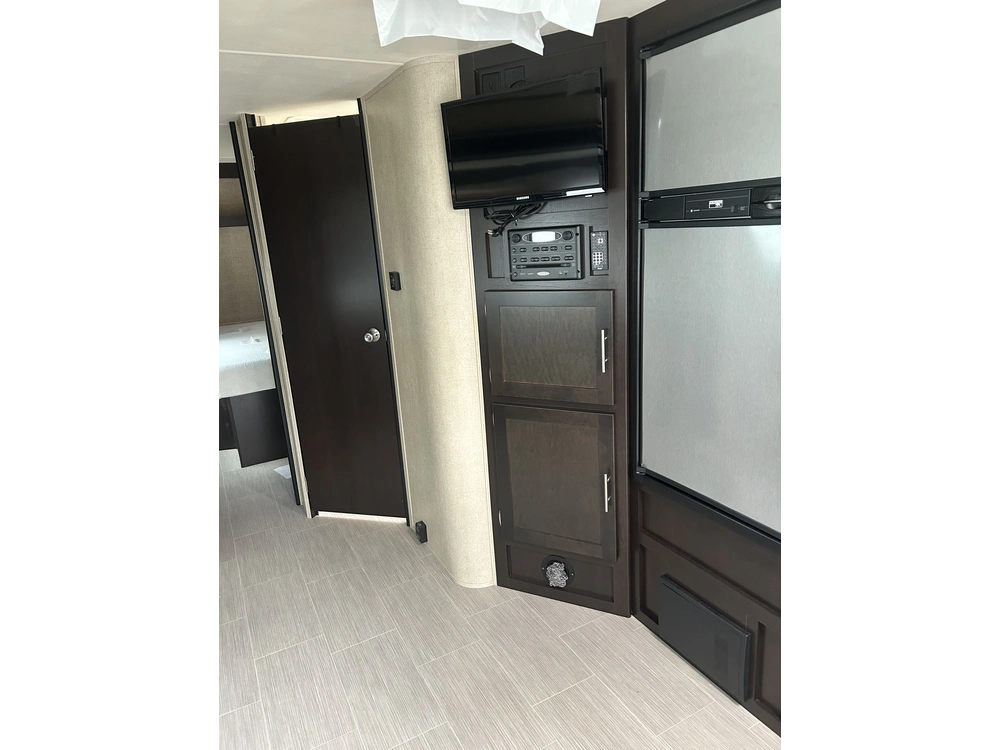 Dutchmen Kodiak 264rl 2017 alt