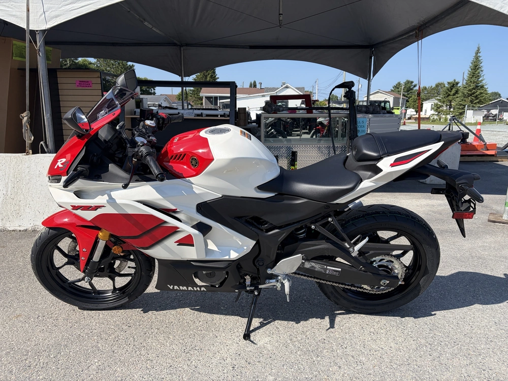 2026 Yamaha Yfz-r3 Abs 70th Anniversary alt