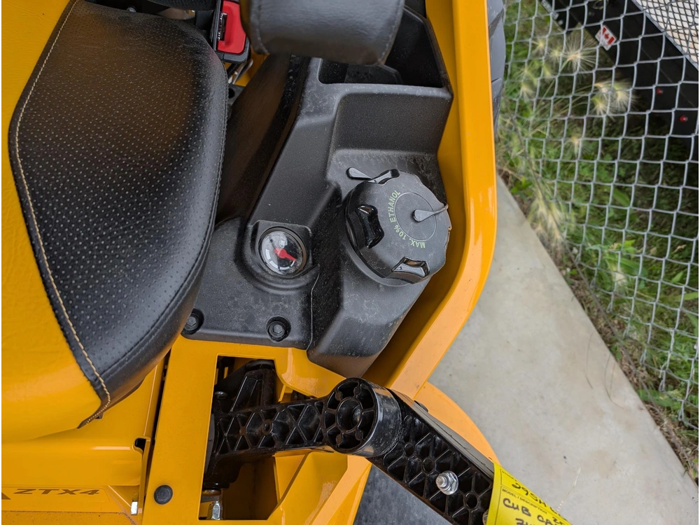 2026 Cub Cadet Ztx4-60 747cc Twin alt