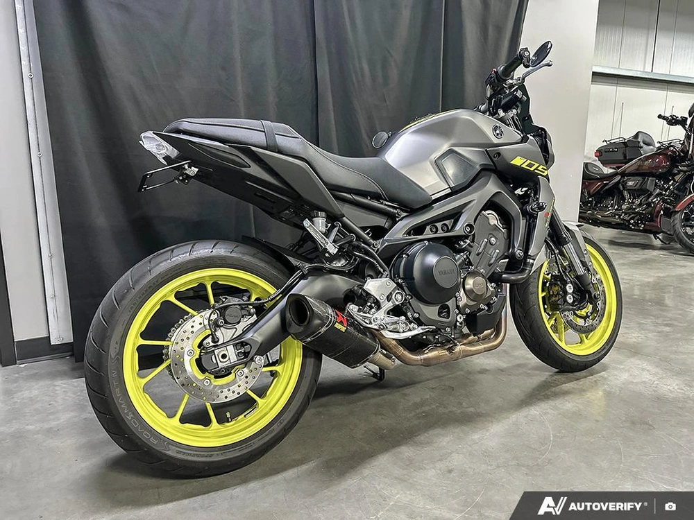 2018 Yamaha Mt09 alt