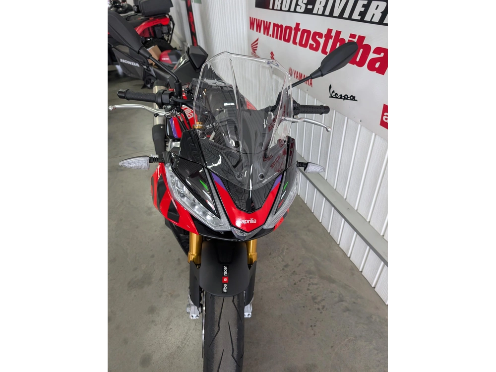 Aprilia Tuono V4 1100 Factory 2023 alt
