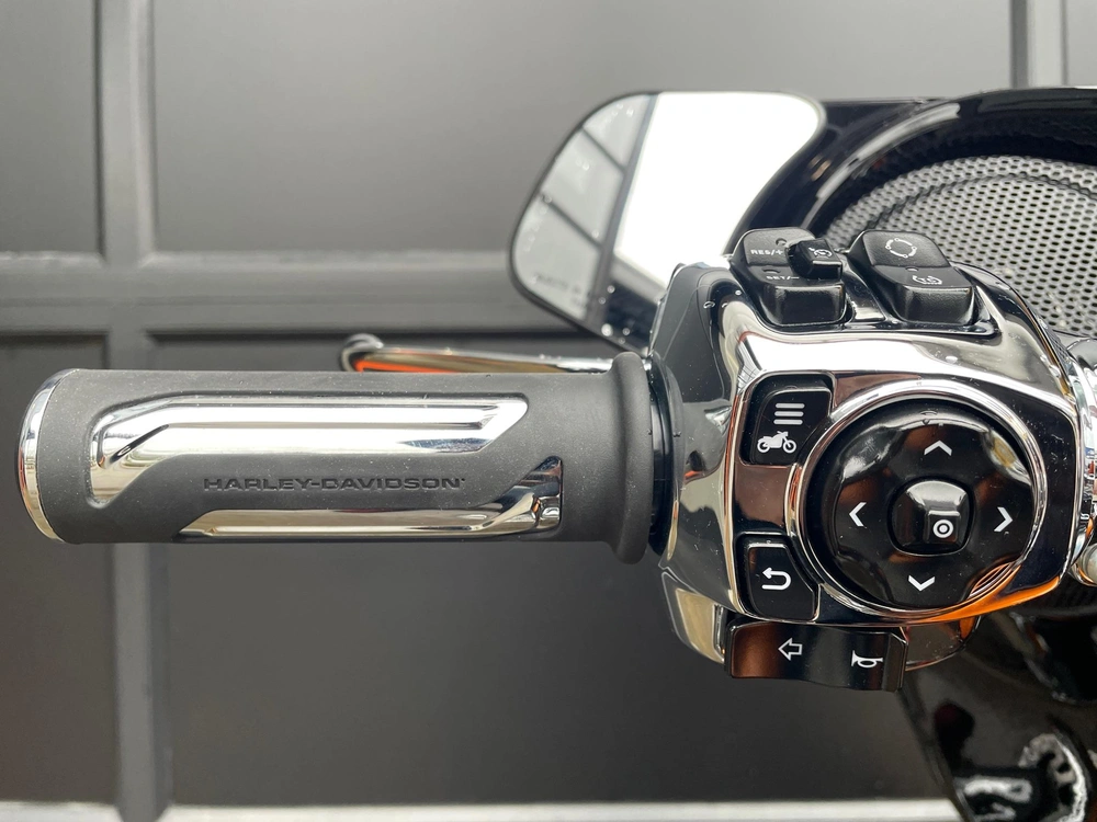 2026 Harley-davidson Touring Flhxse - Cvo™ Street Glide™ alt