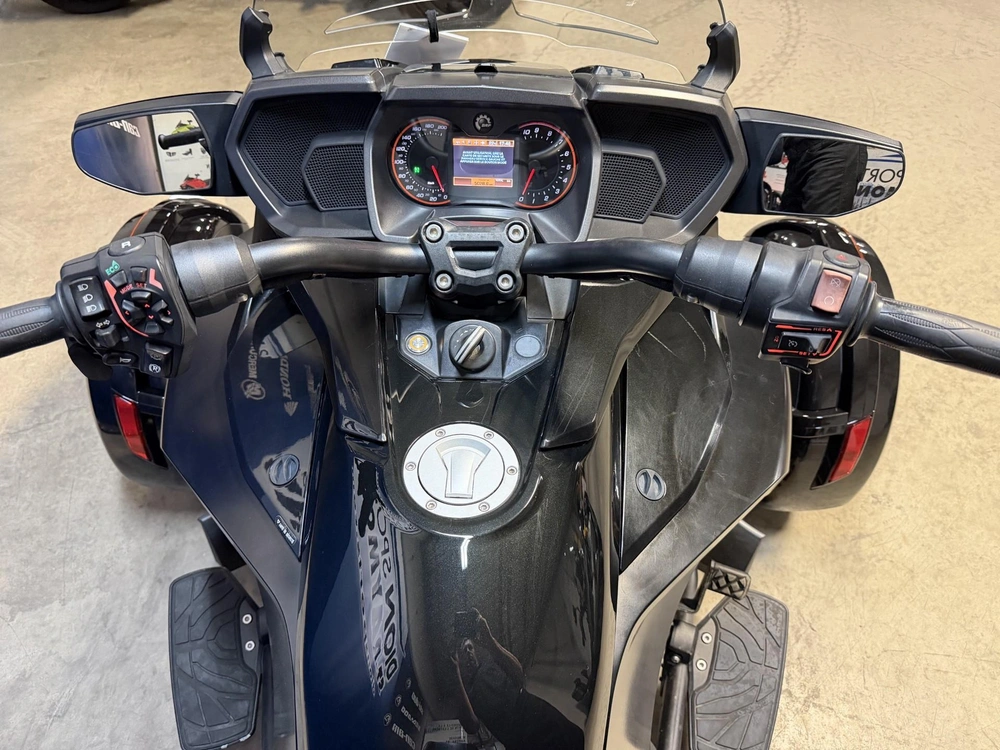 Can-am Spyder F3-t Limited F3 2016 alt