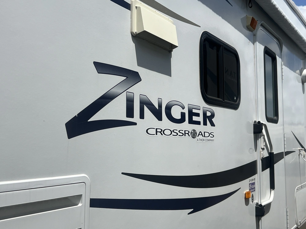 2012 Crossroads Zinger 29bh alt