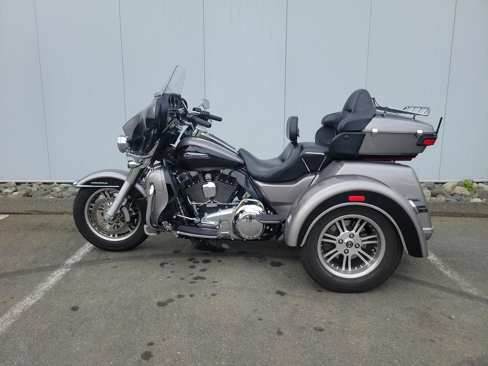 2016 Harley-davidson Trike Flhtcutg - Tri Glide Ultra Classic alt