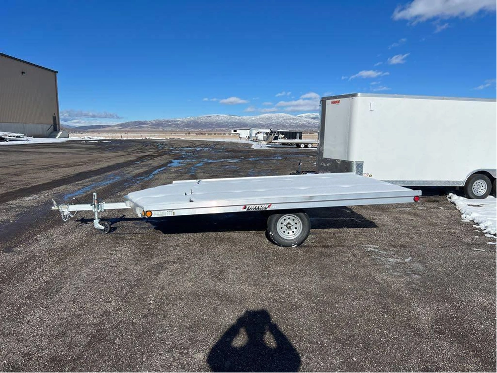 2025 Triton Xt12vr-101-fqp alt