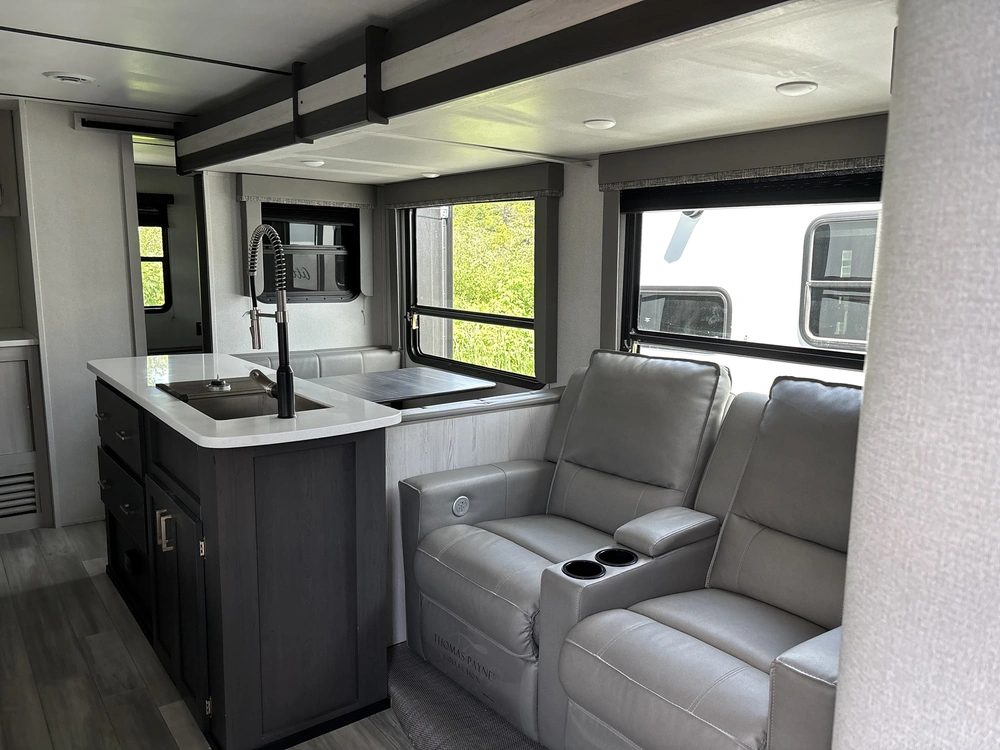 2021 Keystone Rv Sprinter 341bik alt