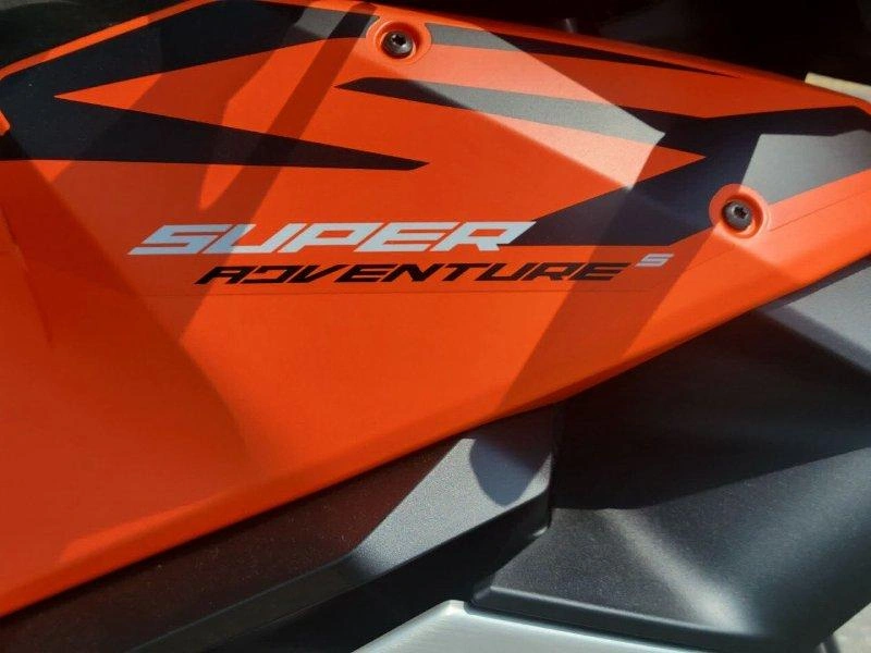 2027 Ktm 1390 Super Adventure S Evo alt