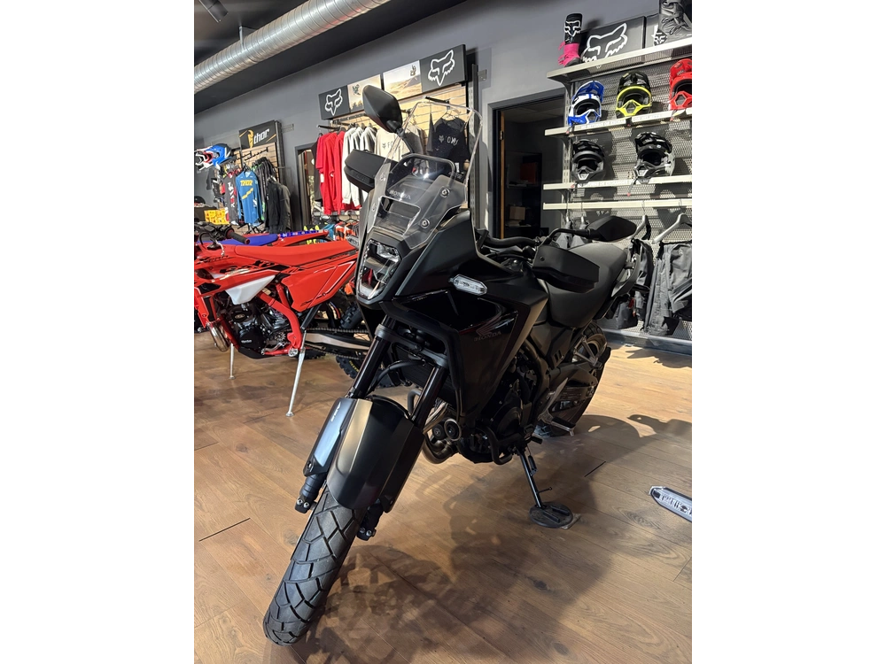 2025 Honda Nx500as alt