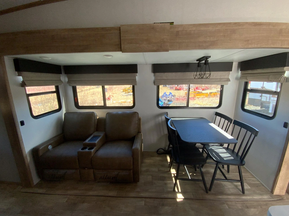 2023 Keystone Rv Arcadia 288slbh alt