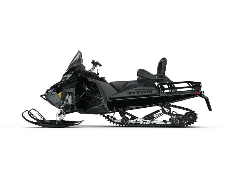 2027 Polaris ProStar S4 Titan Adventure 155 1.5 // Gloss Black