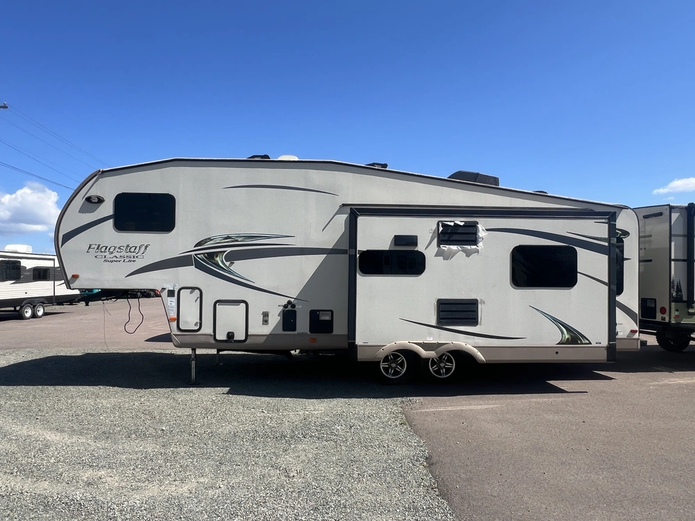 2015 Forest River Flagstaff 8528ikws alt
