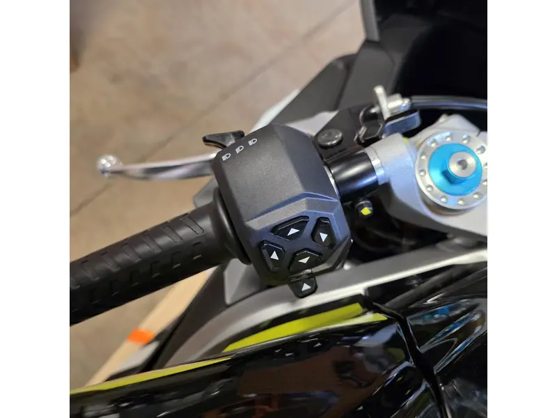 2027 Aprilia RS 660 Factory