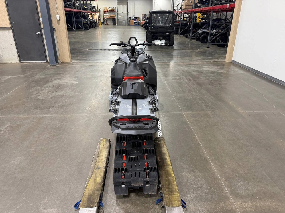 2026 Ski-doo Summit X 850 Turbo 165 10.25 alt