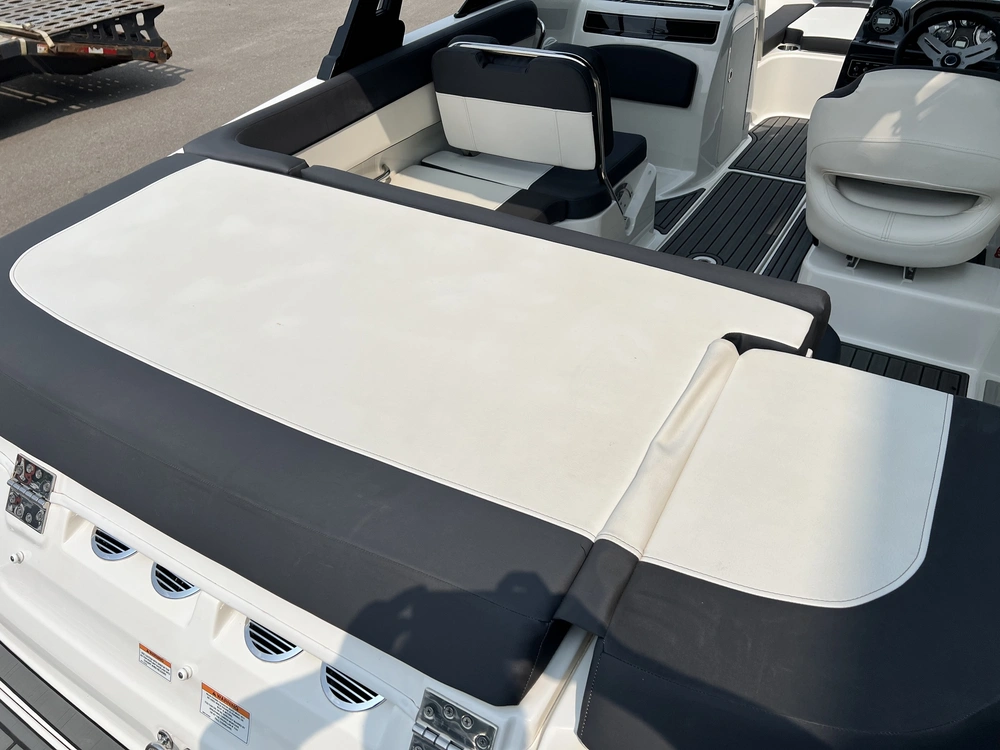 2022 Bayliner Bayliner Vr5 250 alt