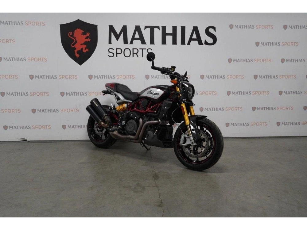 2022 Indian Motorcycle Ftr R Carbon alt