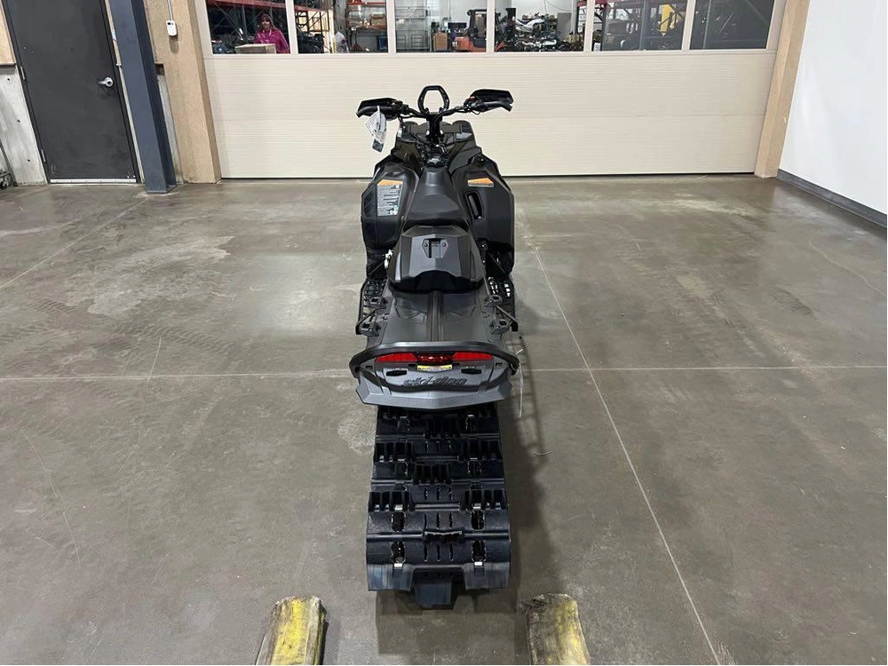 2026 Ski-doo Summit X W/ Expert Package 165 850 alt