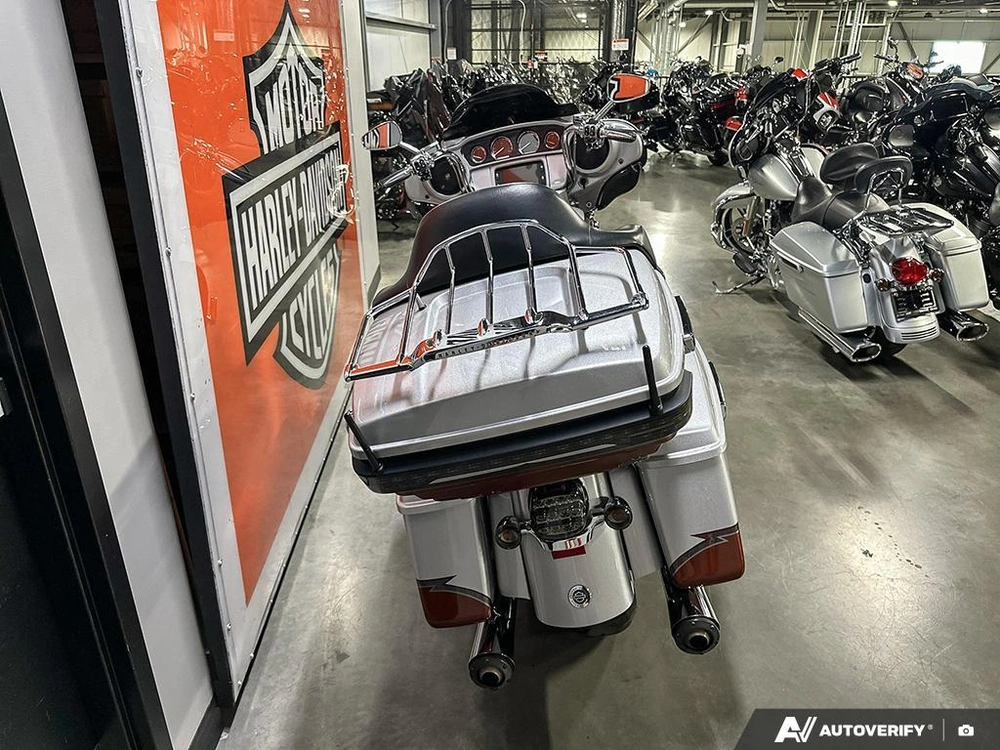 2014 Harley-davidson Flhtcse alt