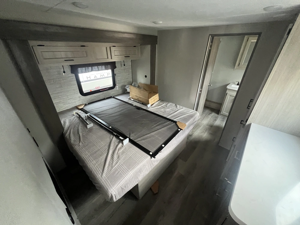 2026 Coachmen Catalina 44condo alt