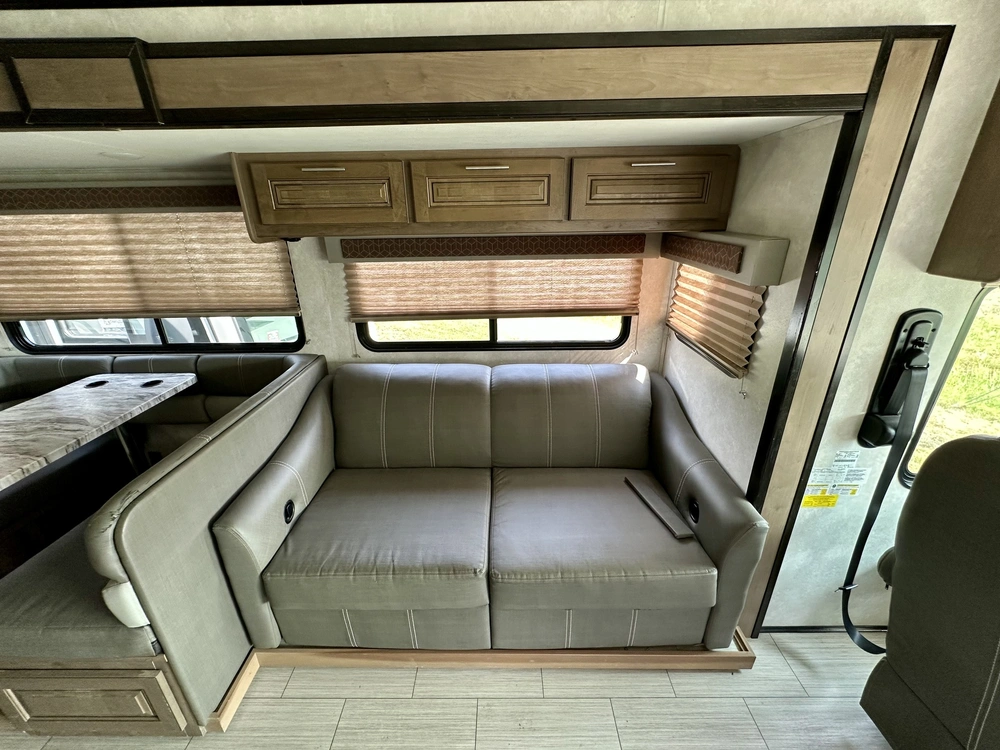2019 Forest River Fr3 30ds alt