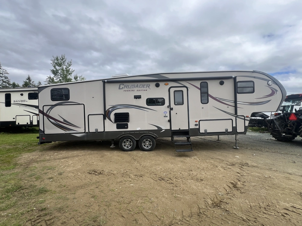 2014 Forest River Crusader 296 Bhs alt