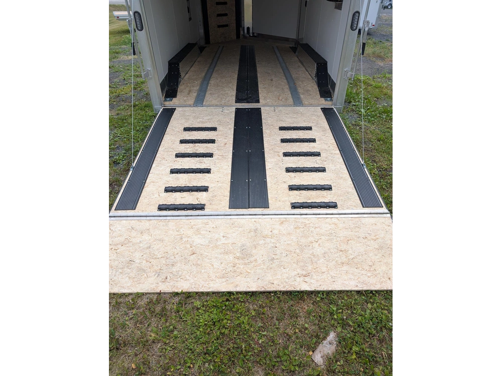 2023 Mission Enclosed Snow Trailer alt
