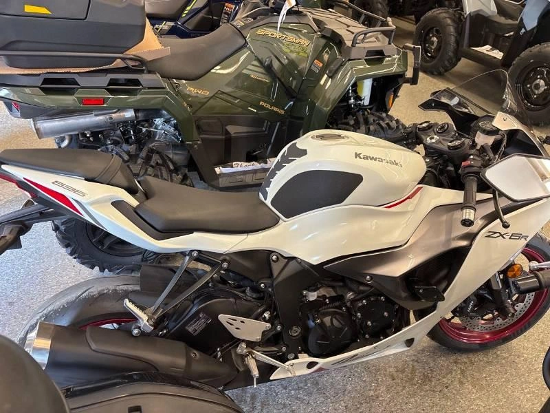 2025 Kawasaki Ninja Zx-6r alt