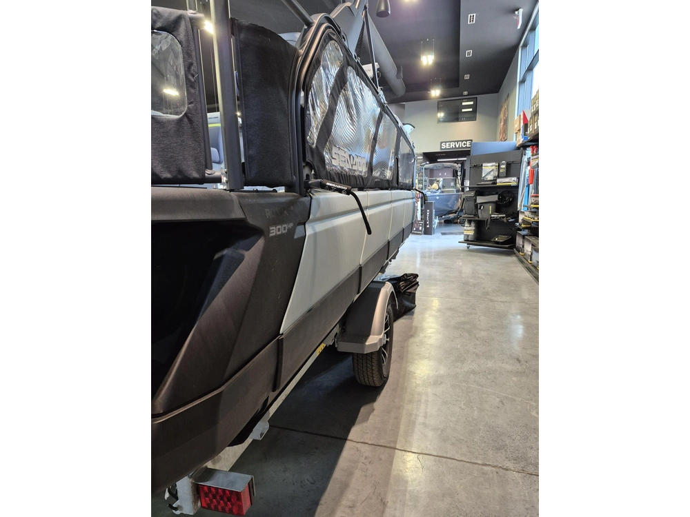 2026 Sea-doo Switch Cruise Limited 21' 300hp Harbor Blue/galvanized Trailer alt