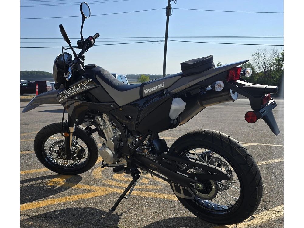 2026 Kawasaki Klx300sm alt