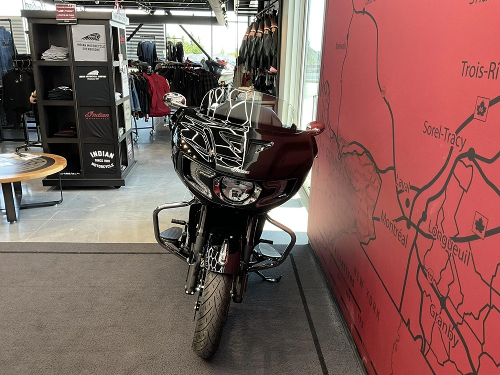 Indian Motorcycle Challenger Limited + 112 Package 2026 alt