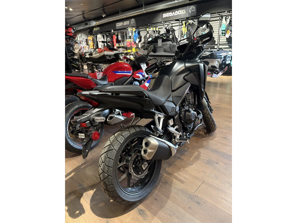 2025 Honda Nx500as alt