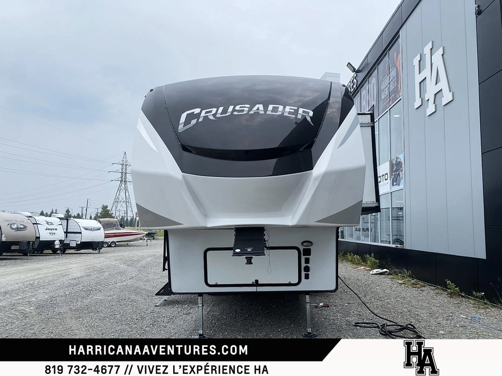 R-vision Cruseder 33bh 2022 alt