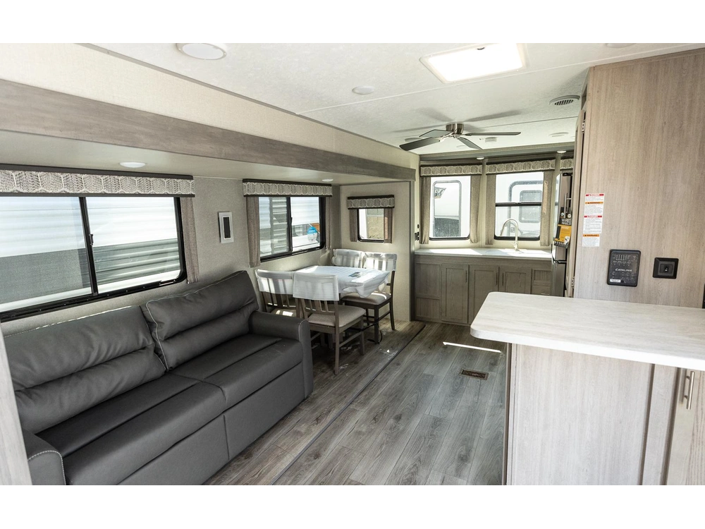 2023 Forest River Coachmen Catalina Destination 39 Fkts alt