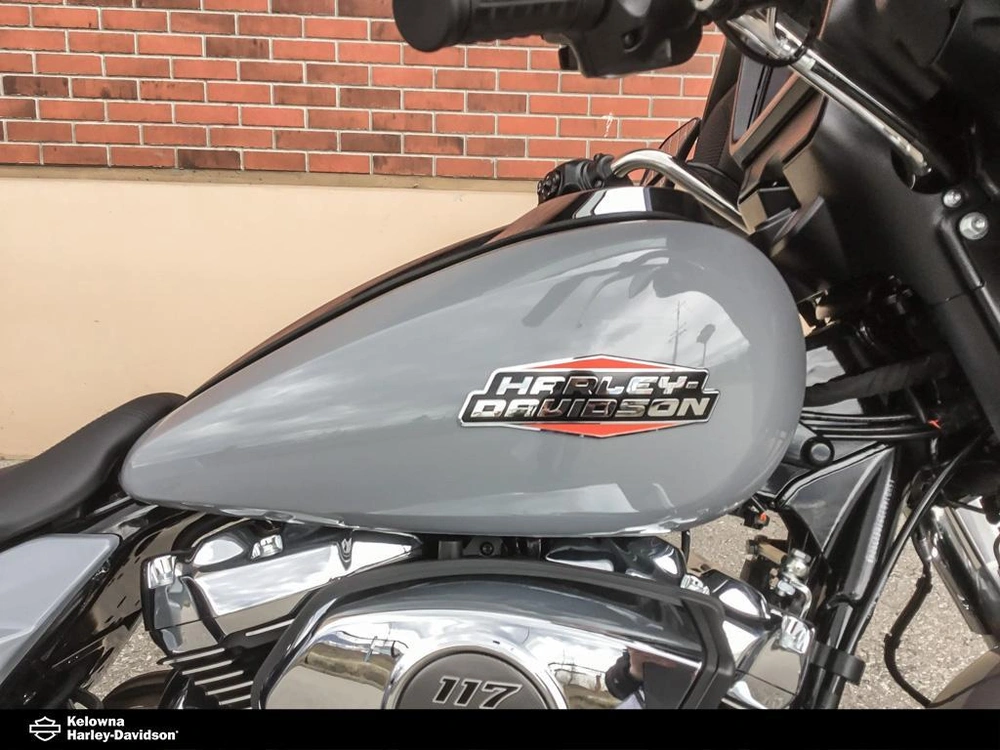 2026 Harley-davidson Flhx - Street Glide® alt