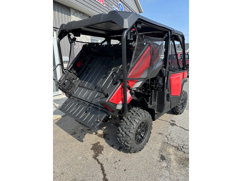 Honda Pioneer 1000 Deluxe 2026 alt