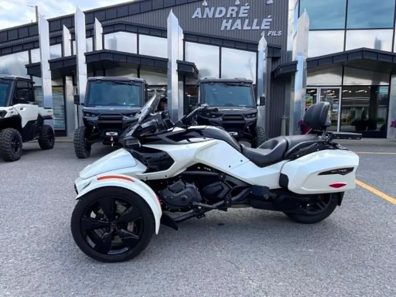Can-Am F3-T USED 2023