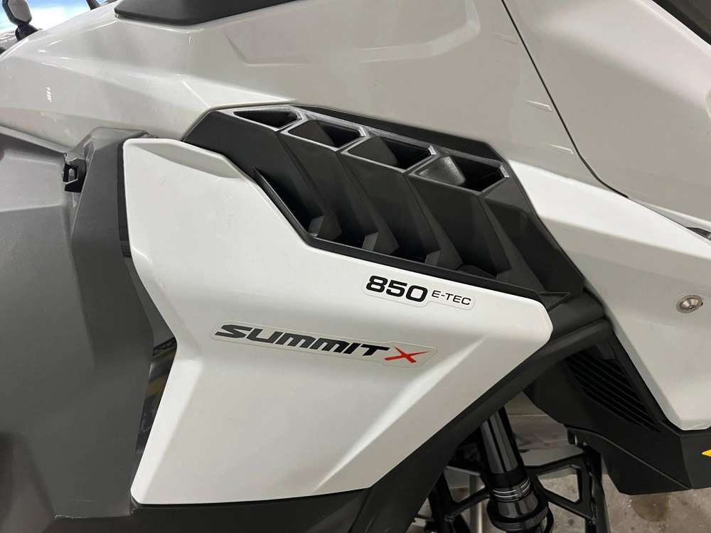 2023 Ski-doo Sum X 850 165 E-tec alt