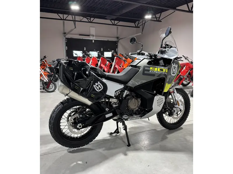 2027 Husqvarna NORDEN 901 EXPEDITIO