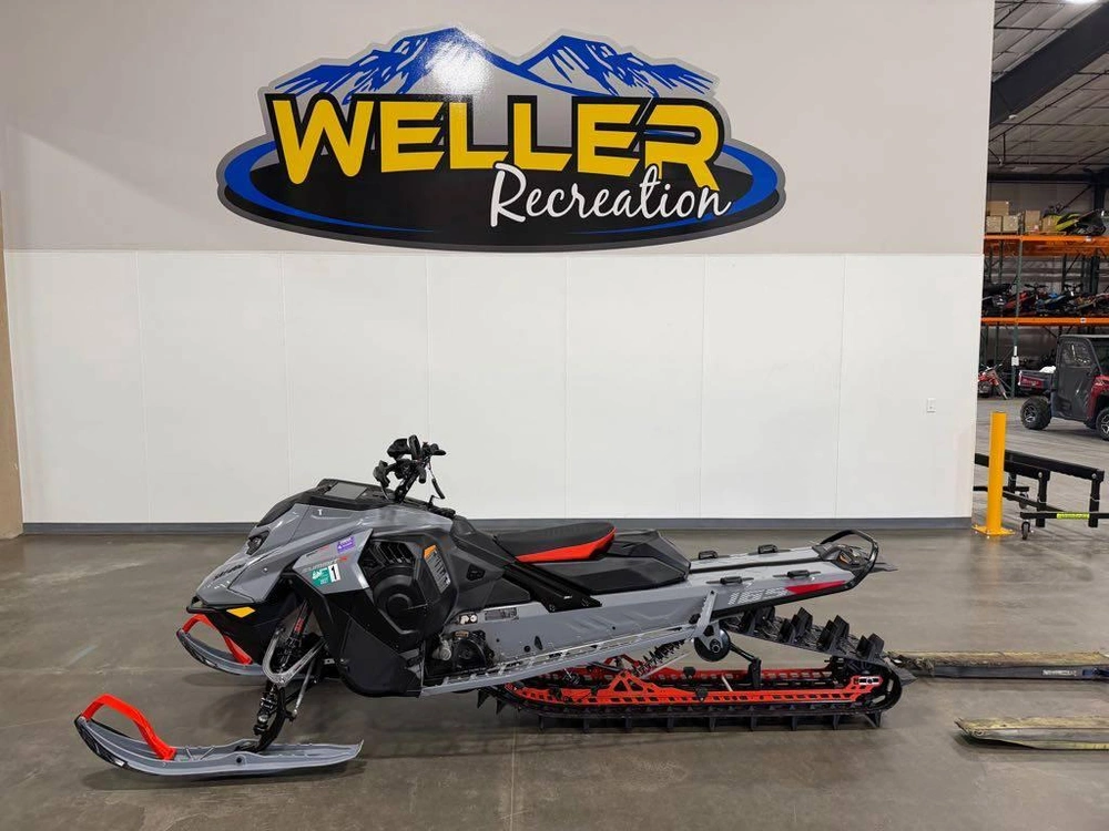 2026 Ski-doo Summit X W/ Expert Package 165 850 Turbo 10.25" Screen alt