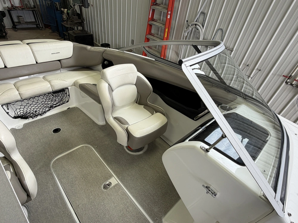 Sea-doo Challenger Se 230 2010 alt