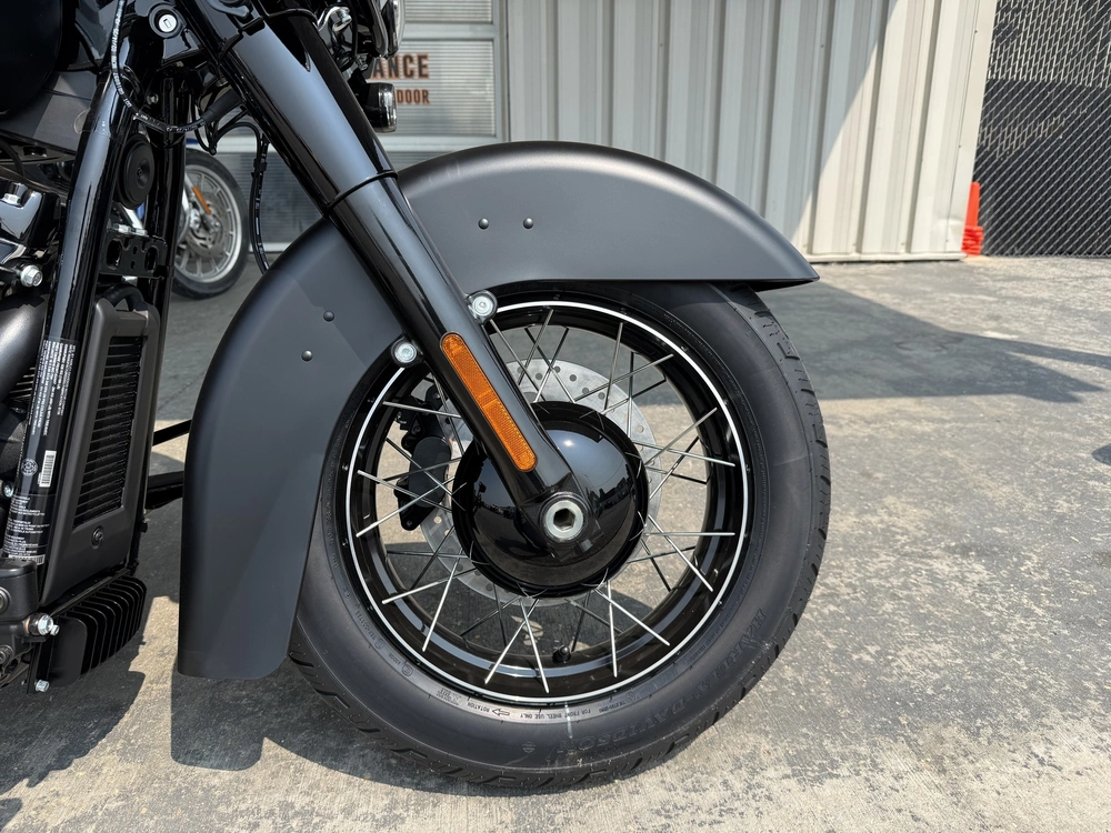 2026 Harley-davidson Flhd - Deadwood alt