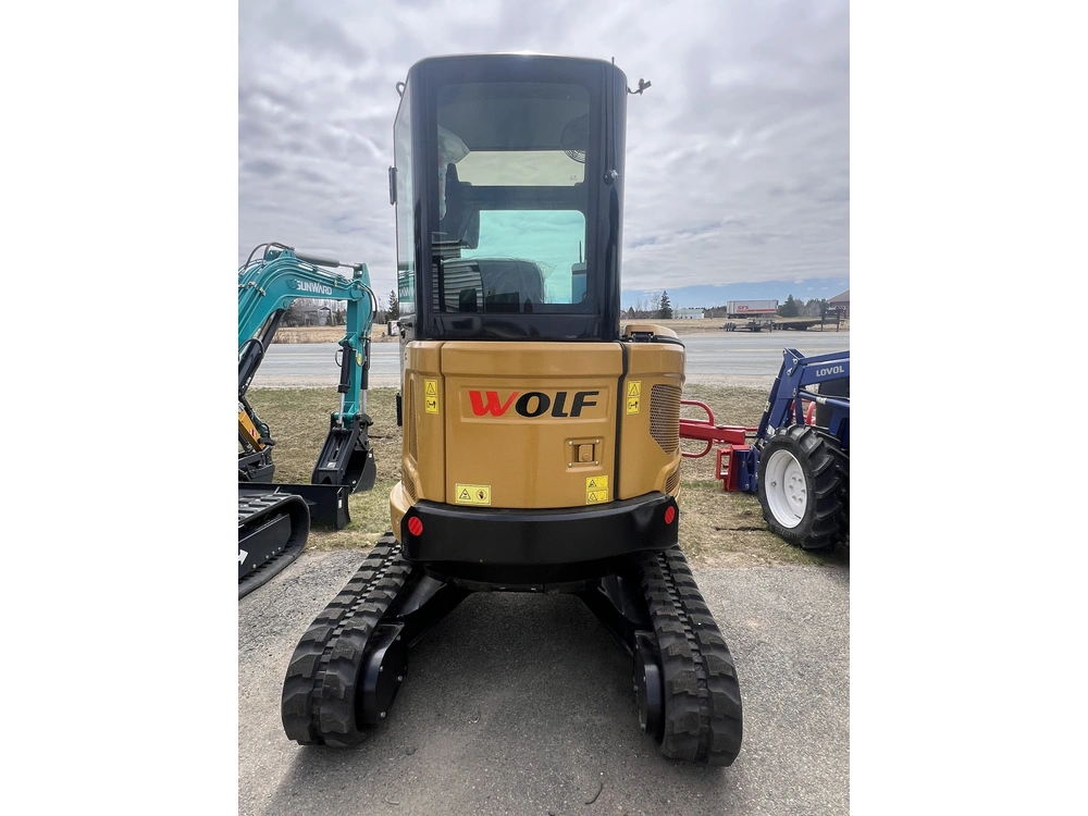 2026 Wolf We26 Cab alt