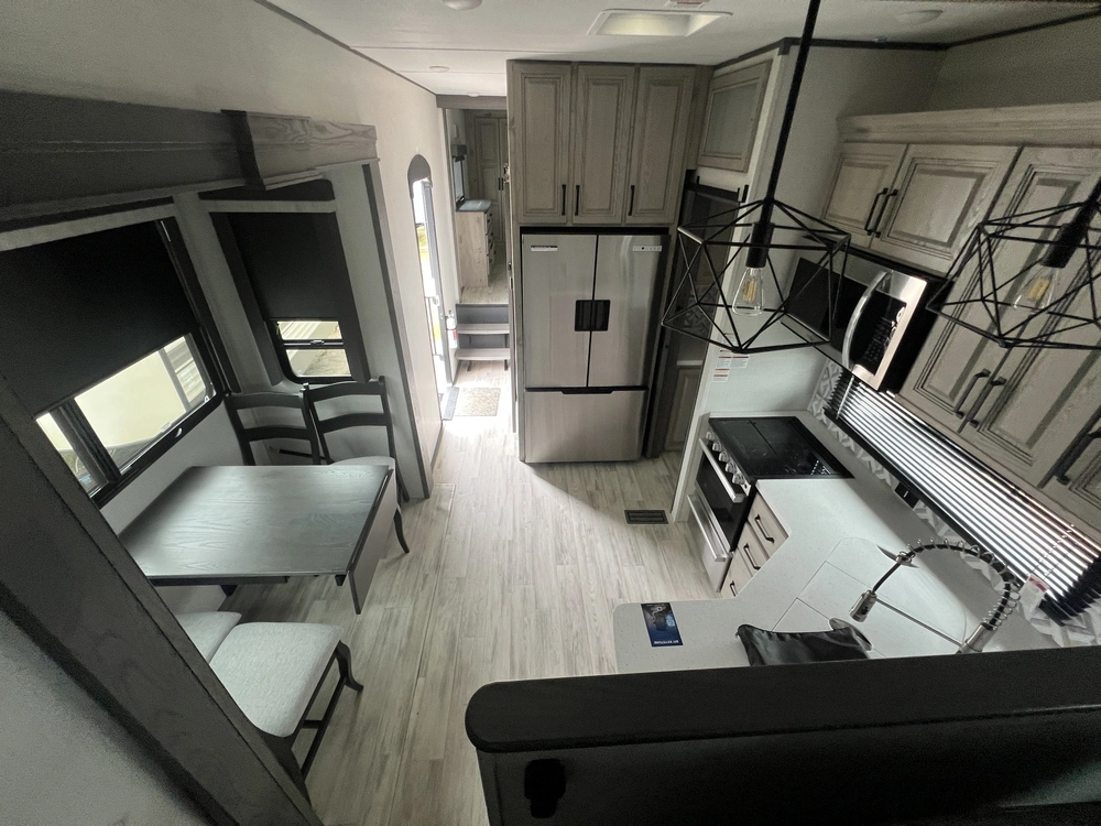 2024 Keystone Rv Apline Avalanche Edition 346 Fl alt