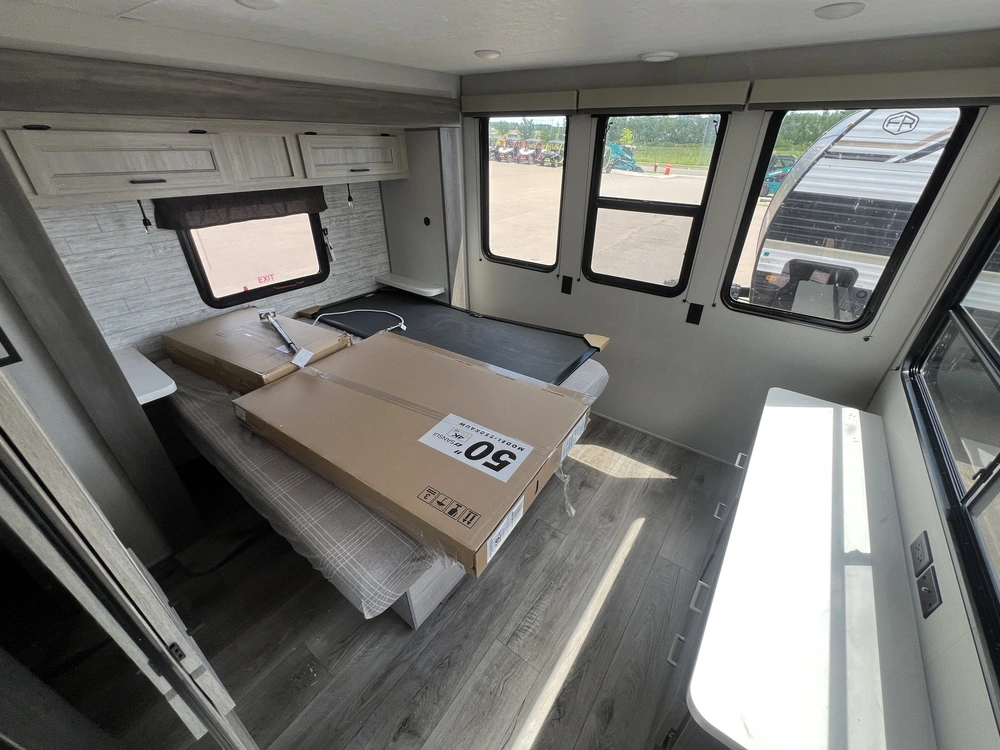 2026 Coachmen Catalina 42condo alt
