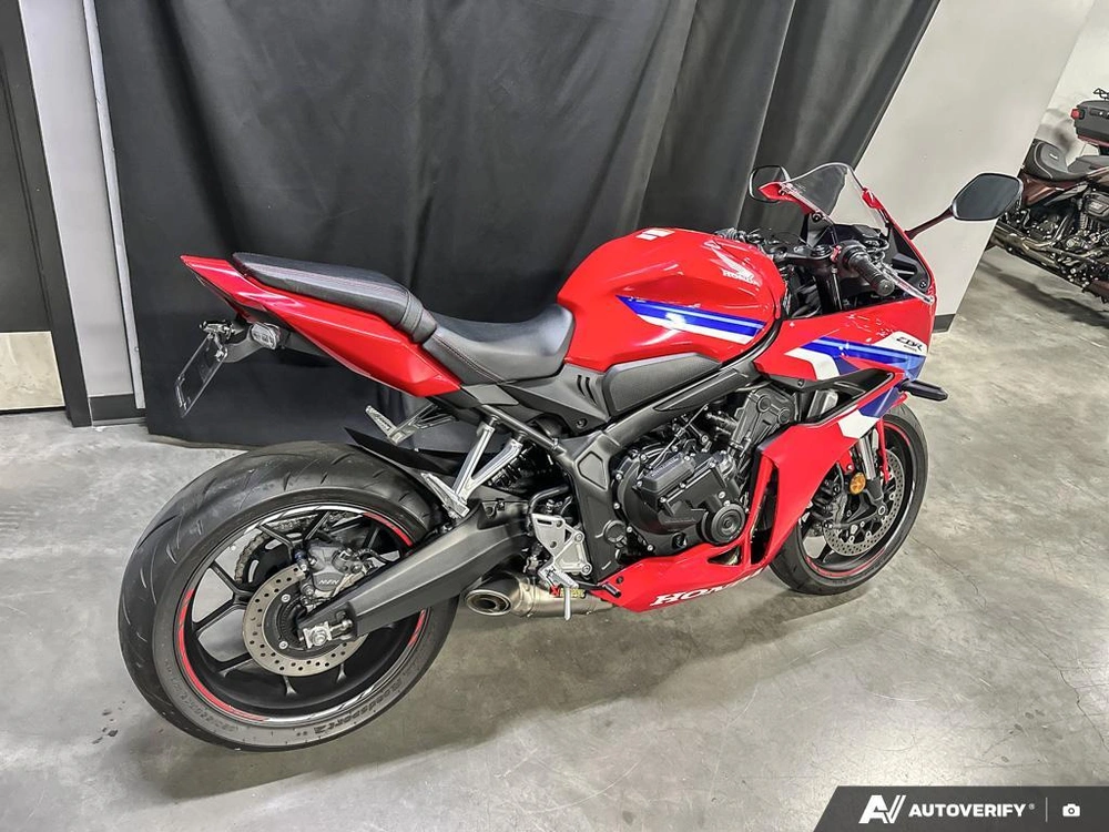 2025 Honda Cbr650ra alt