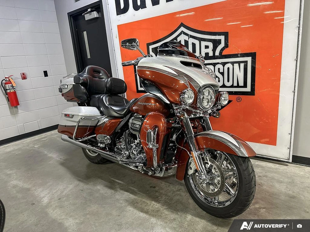 2014 Harley-davidson Flhtcse alt