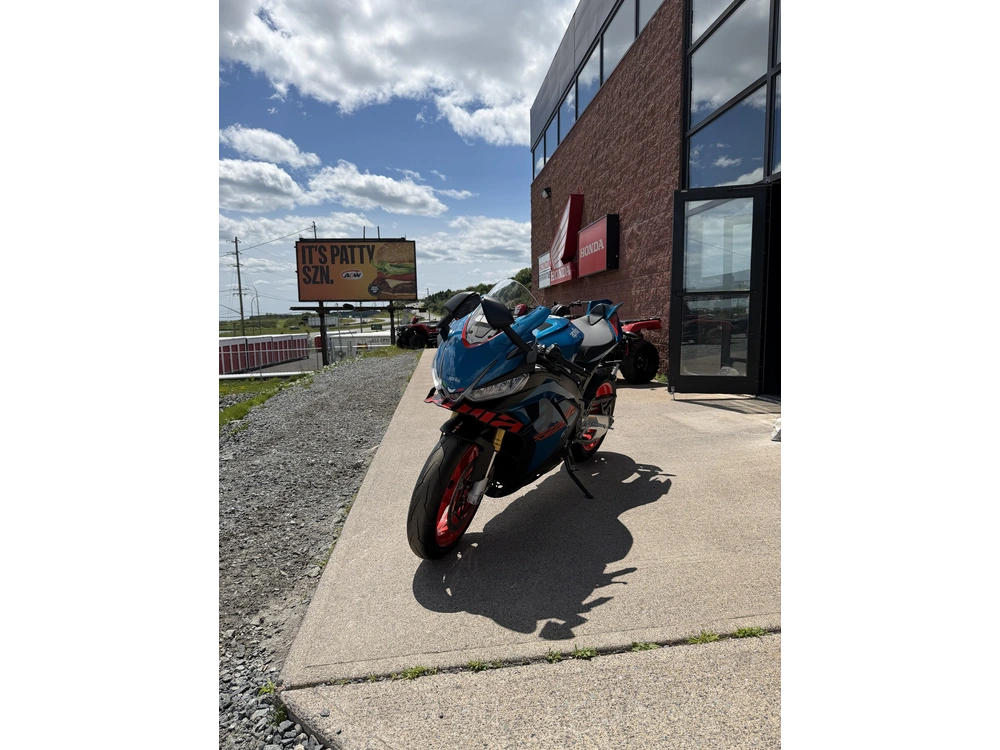 2027 Aprilia Rsv4 1100 - Stingray Blue alt