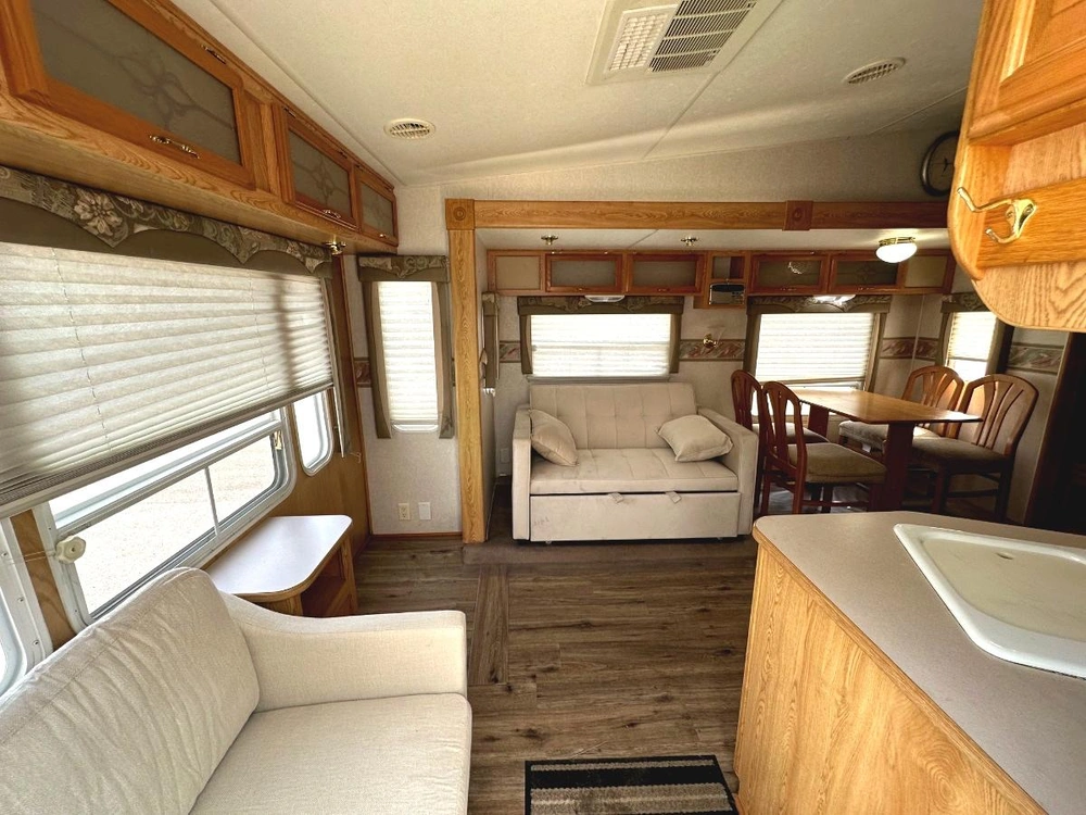 2004 Crossroads Cruiser 27rl alt